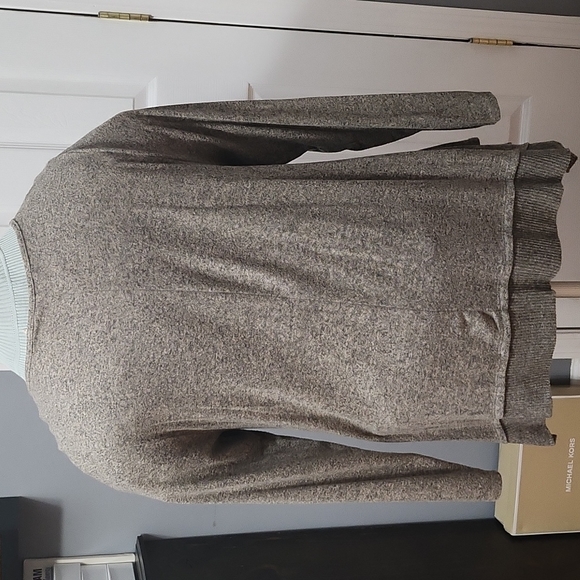 Soft surroundings sweter - Picture 3 of 7